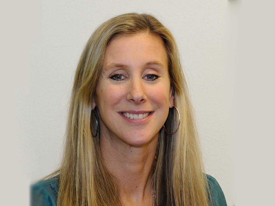 Portrait photo of Lydia Newton.